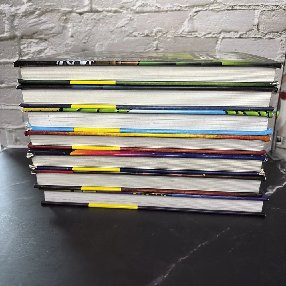 Dog Man Bundle - 7 Books - Dav Pilkey -Very Good Condition - Lots Of Fun Reading